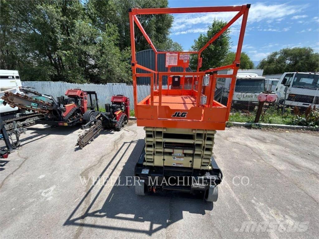 JLG ES3246 剪式升降機