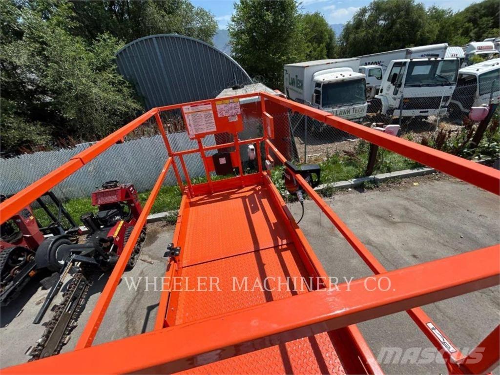 JLG ES3246 剪式升降機