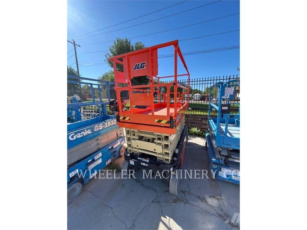 JLG ES3246 剪式升降機