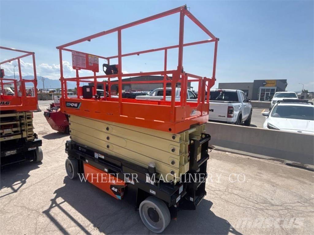 JLG ES4046 剪式升降機
