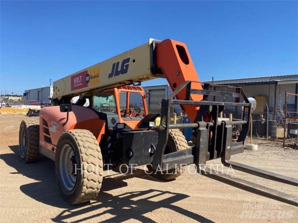JLG G9-43A 伸縮臂操作車