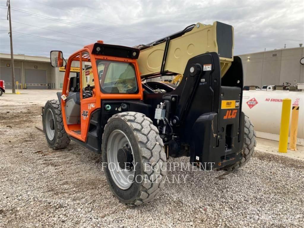 JLG G9-43AO 伸縮臂操作車