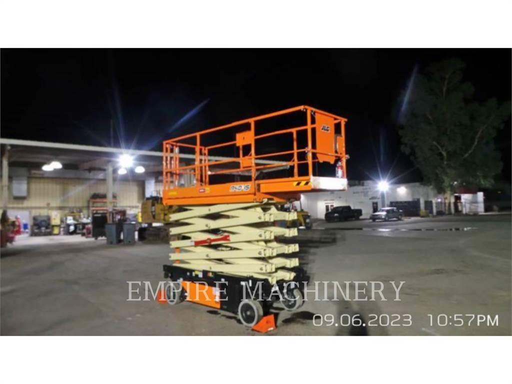 JLG R4045 曲臂高空作業車