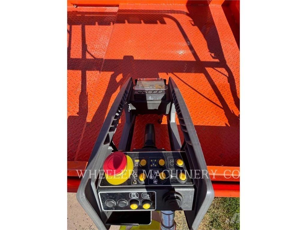 JLG RT3369 剪式升降機