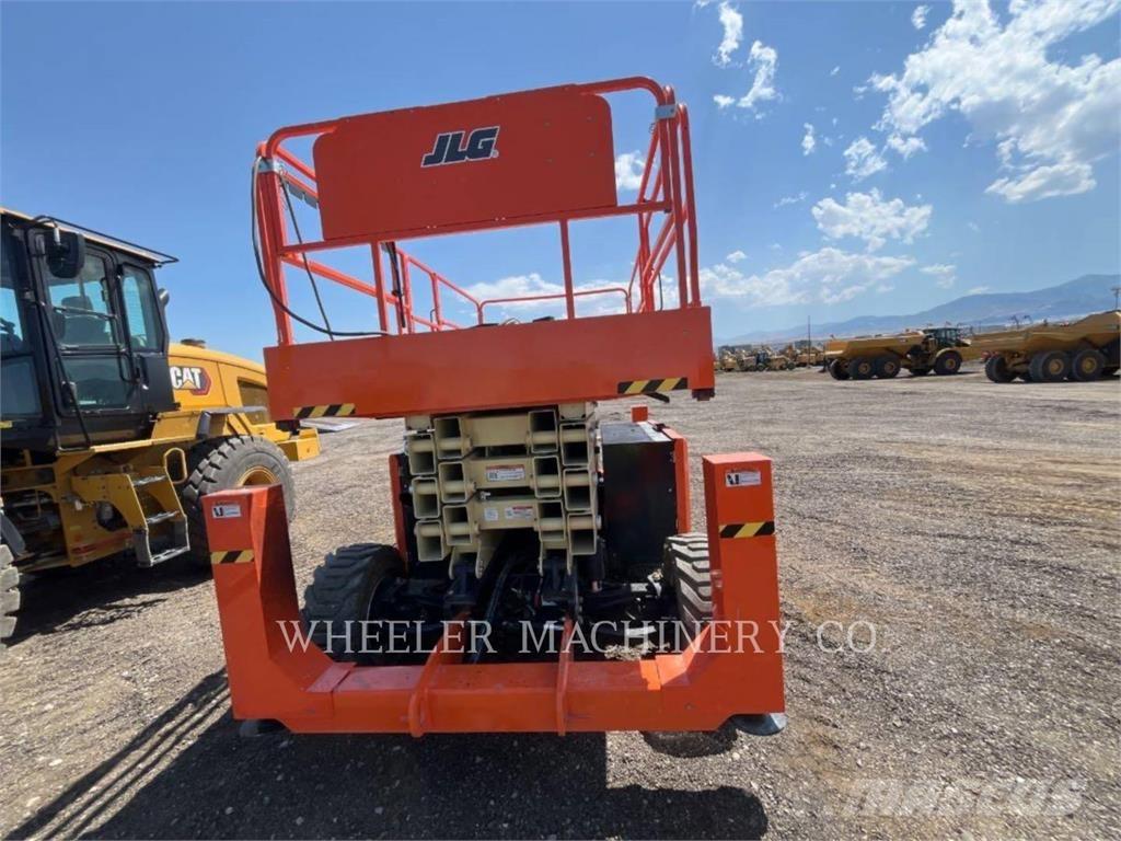 JLG RT4394 剪式升降機