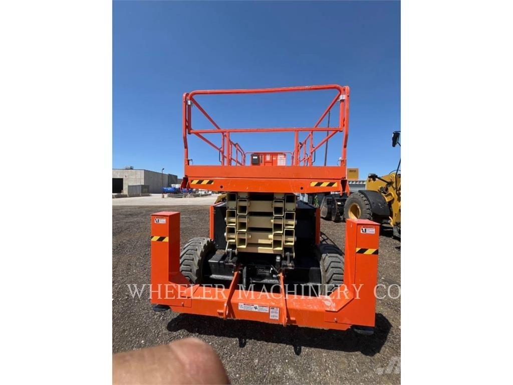JLG RT4394 剪式升降機