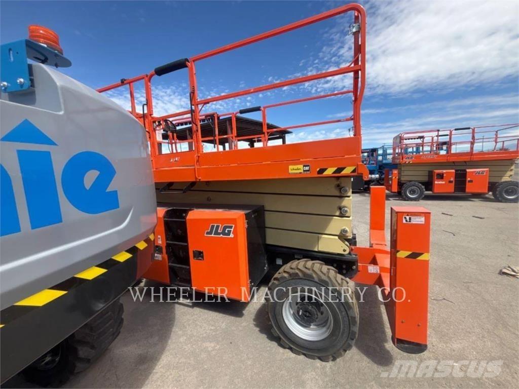 JLG RT4394 剪式升降機