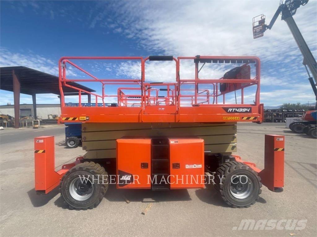 JLG RT4394 剪式升降機