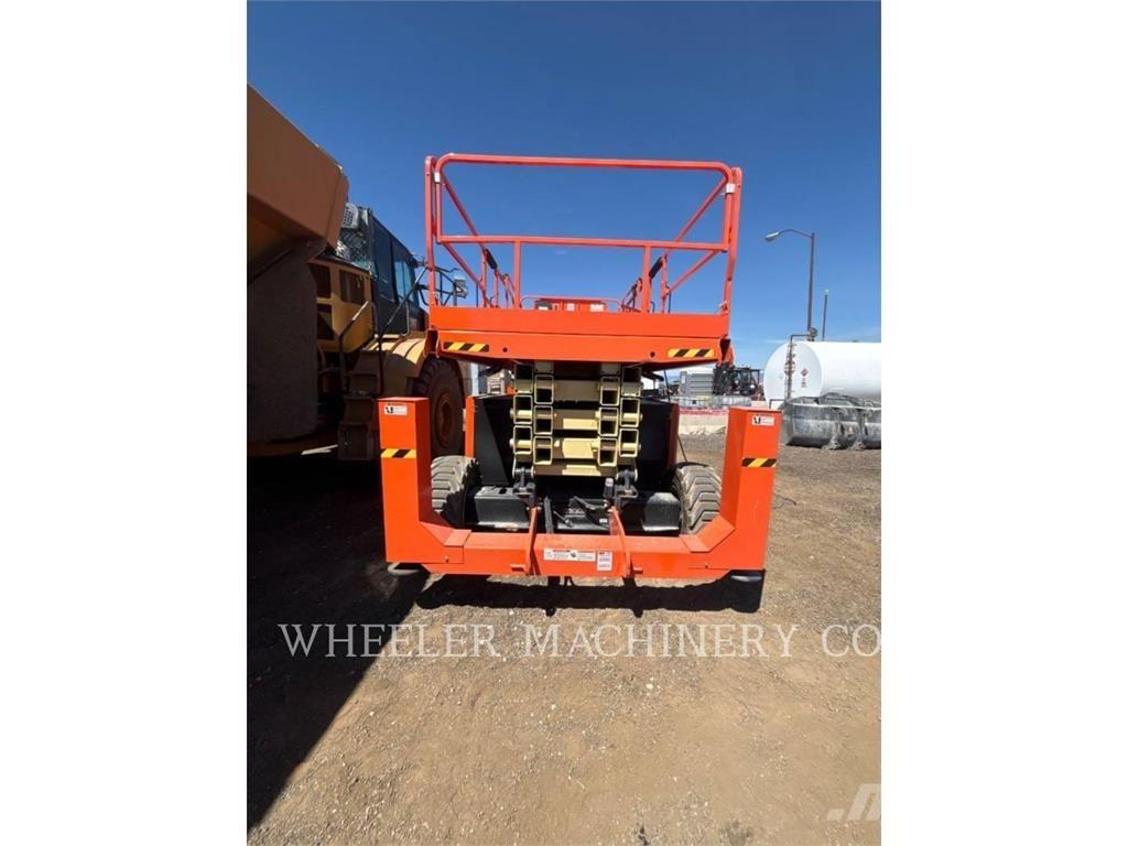 JLG RT4394 剪式升降機
