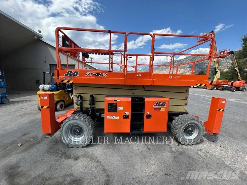 JLG RT4394 剪式升降機