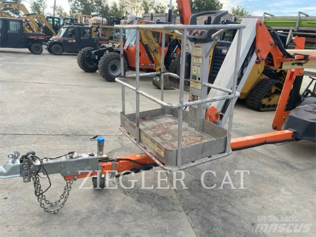 JLG T500J 曲臂高空作業車
