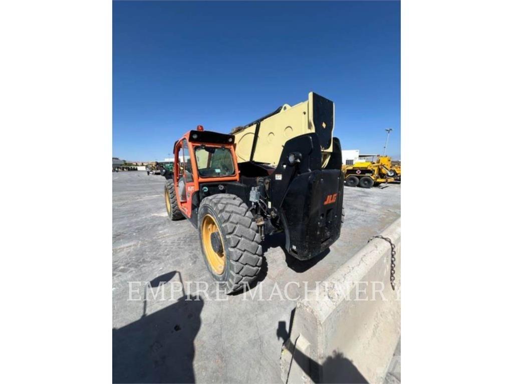 JLG TL1255 伸縮臂操作車