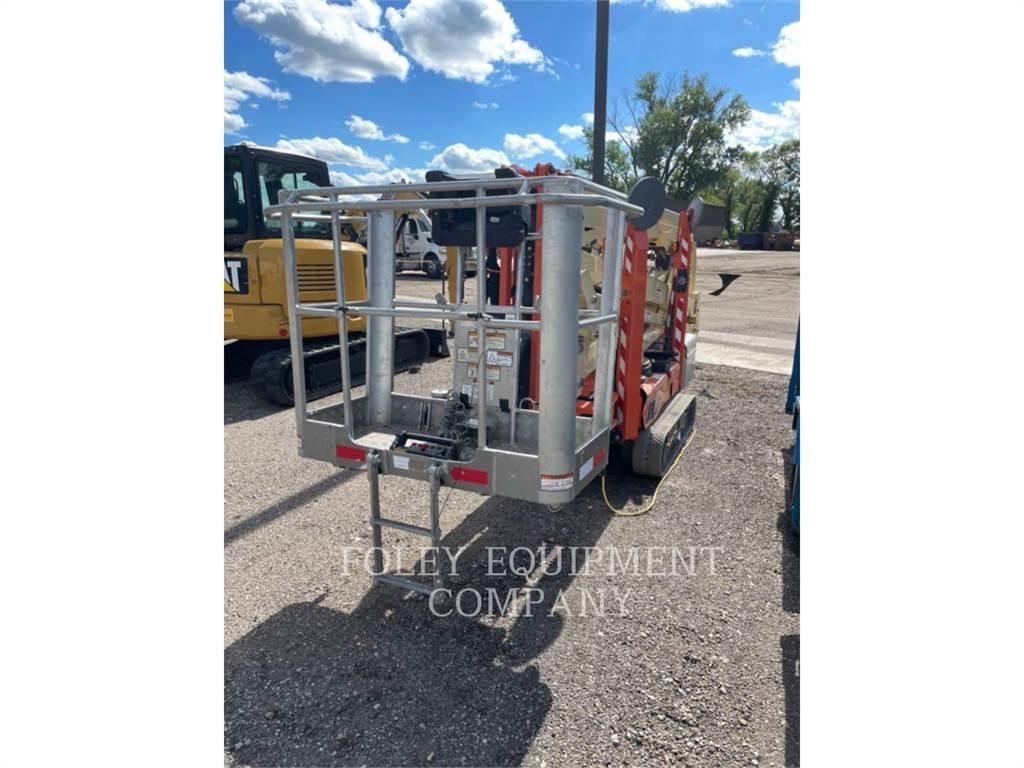 JLG X600AJ 曲臂高空作業車