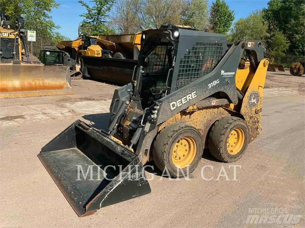 John Deere 318G 滑移轉向裝載機