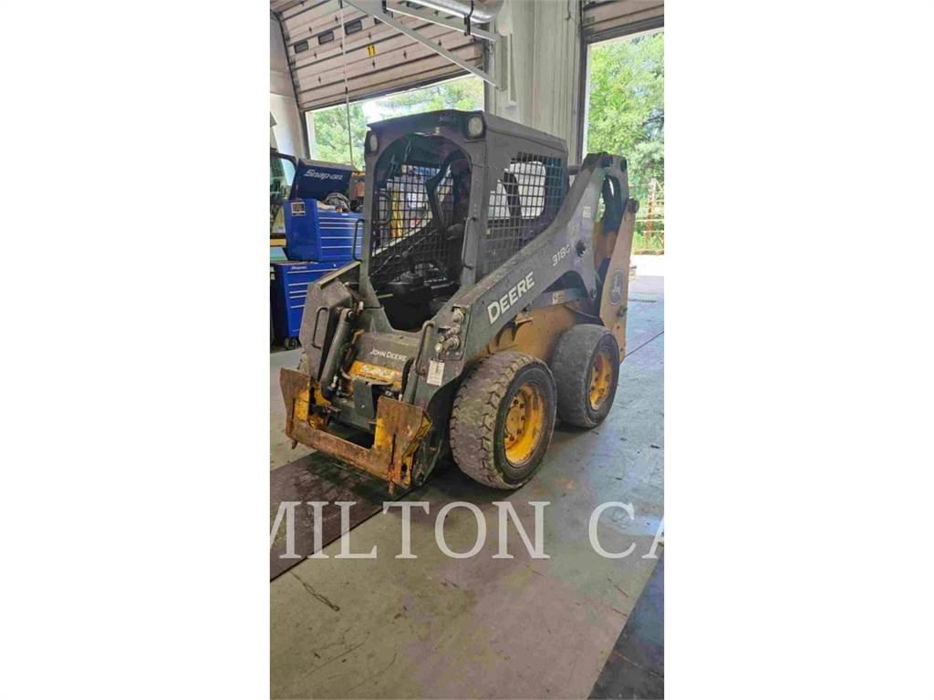 John Deere 318G 滑移轉向裝載機