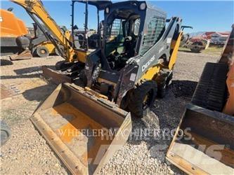 John Deere 318G SSL 滑移轉向裝載機