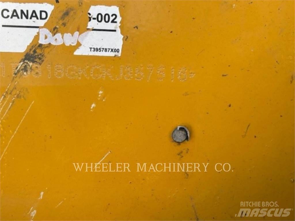 John Deere 318G SSL 滑移轉向裝載機