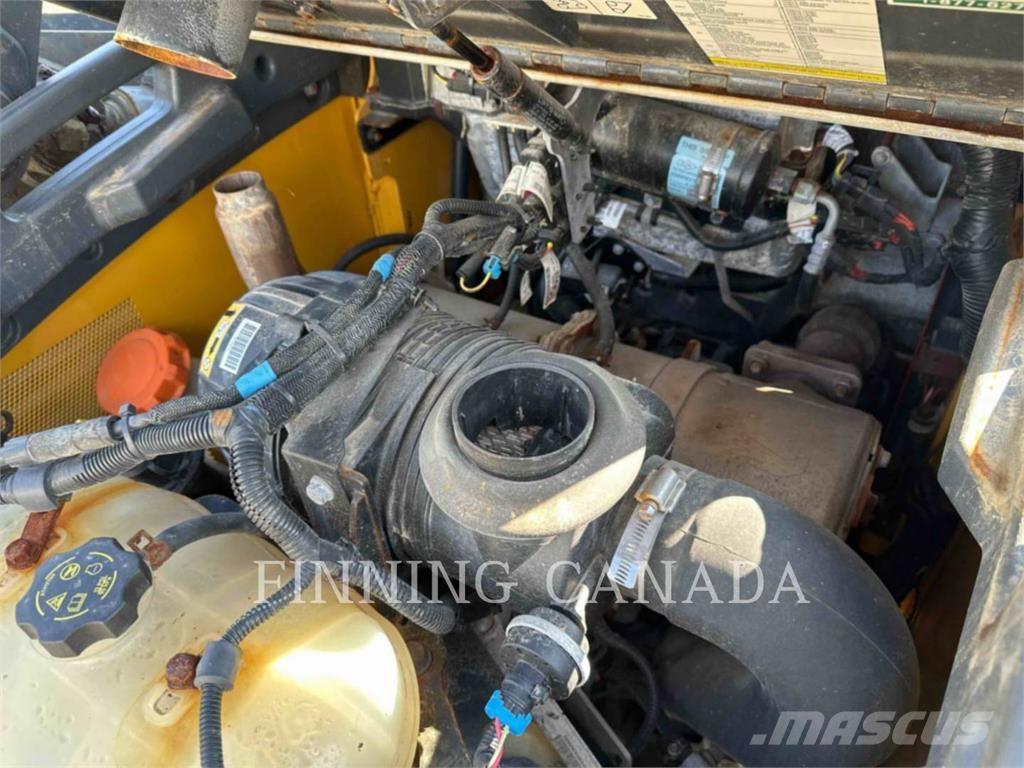 John Deere 324G 滑移轉向裝載機