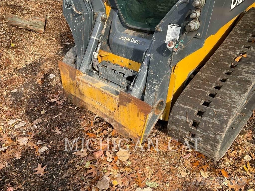 John Deere 325G 推土機