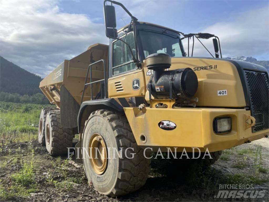 John Deere 400D 鉸接式起吊車