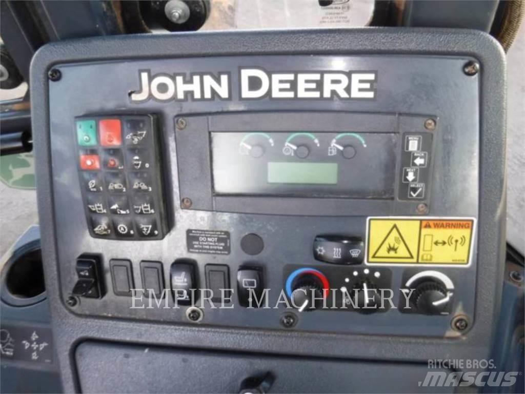 John Deere 410L 反鏟裝載機