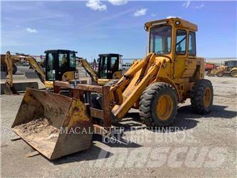 John Deere 444 輪胎式裝載機