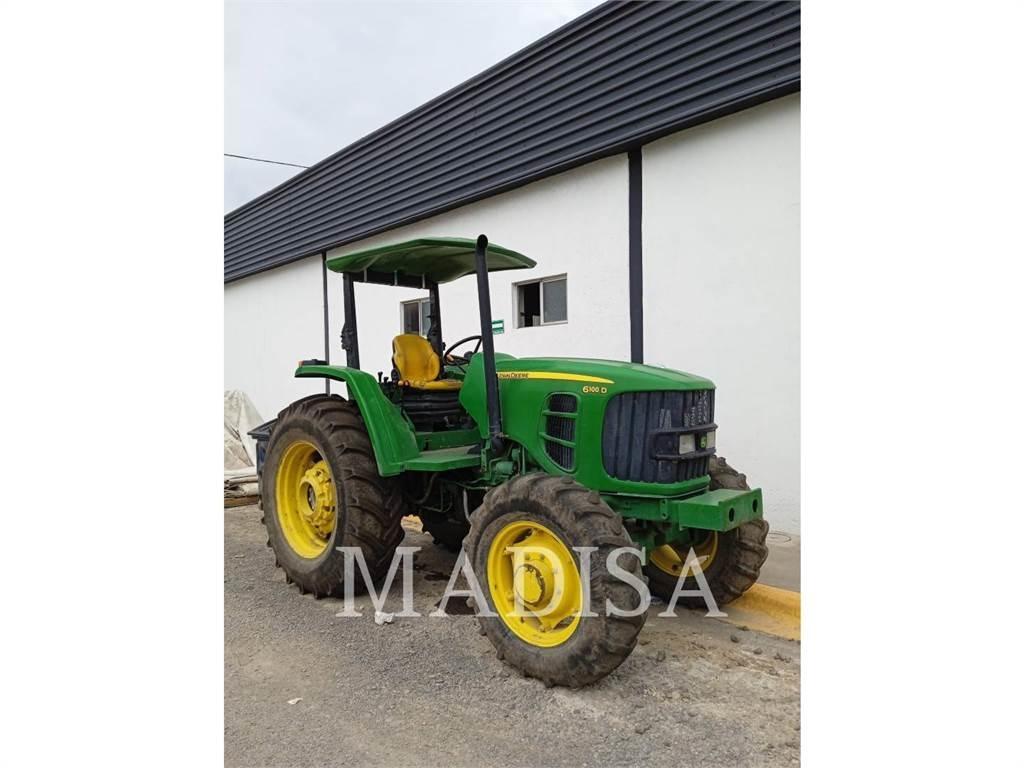 John Deere 6110D 曳引機