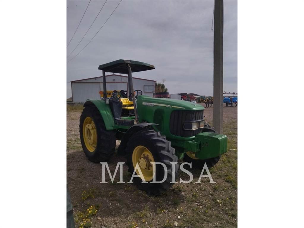 John Deere 6415 曳引機