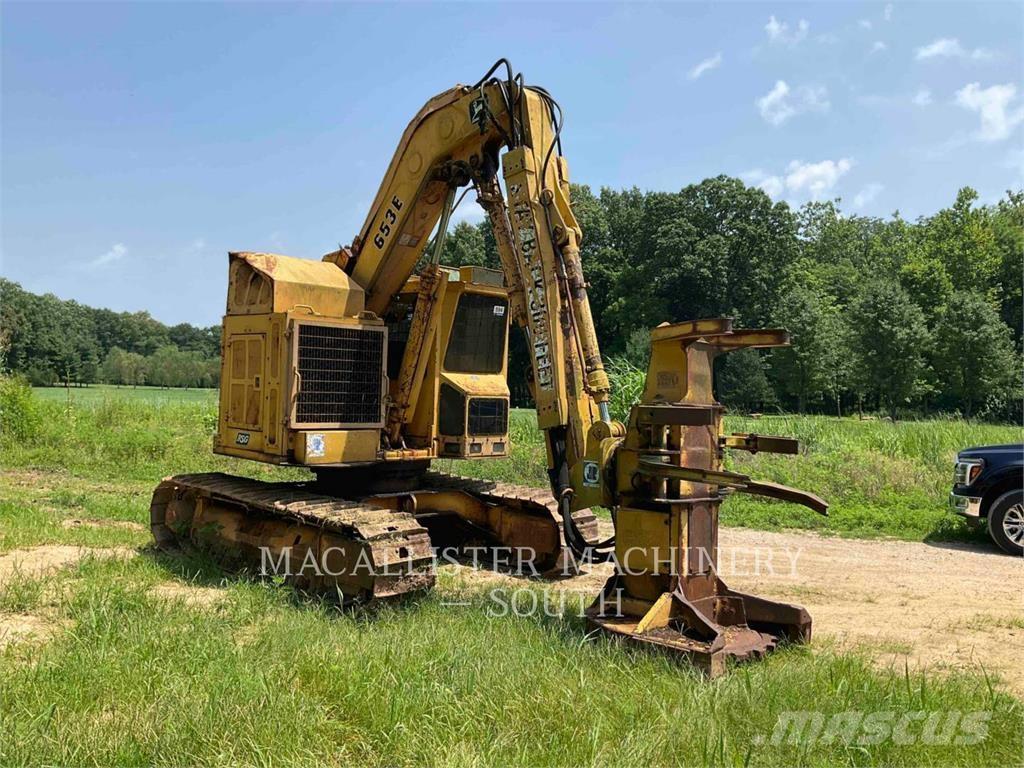 John Deere 653E 伐木歸堆機