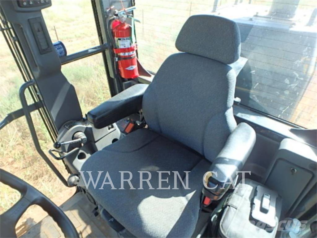 John Deere 670 平土機