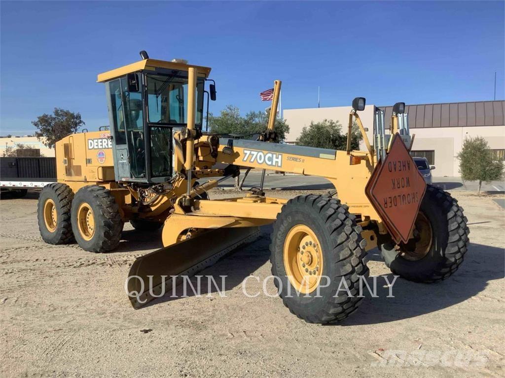 John Deere 770CH 平土機