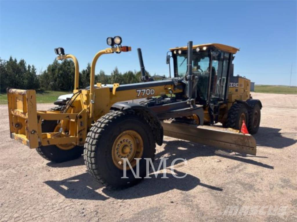 John Deere 770D_JD 平土機