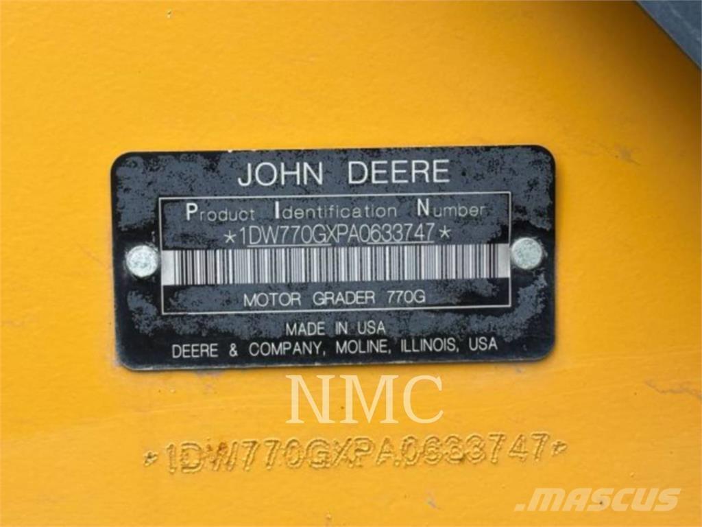 John Deere 770G 平土機