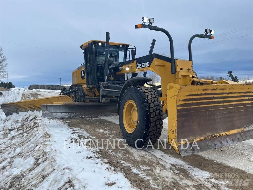 John Deere 772G 平土機