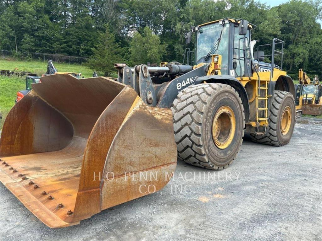John Deere 844 輪胎式裝載機