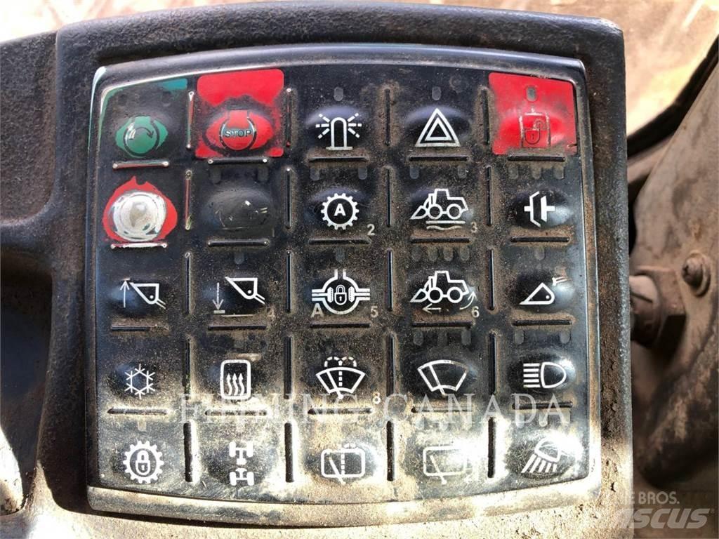 John Deere 844K 輪胎式裝載機