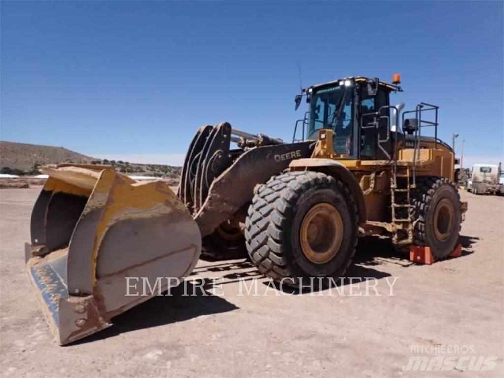 John Deere 844P 輪胎式裝載機