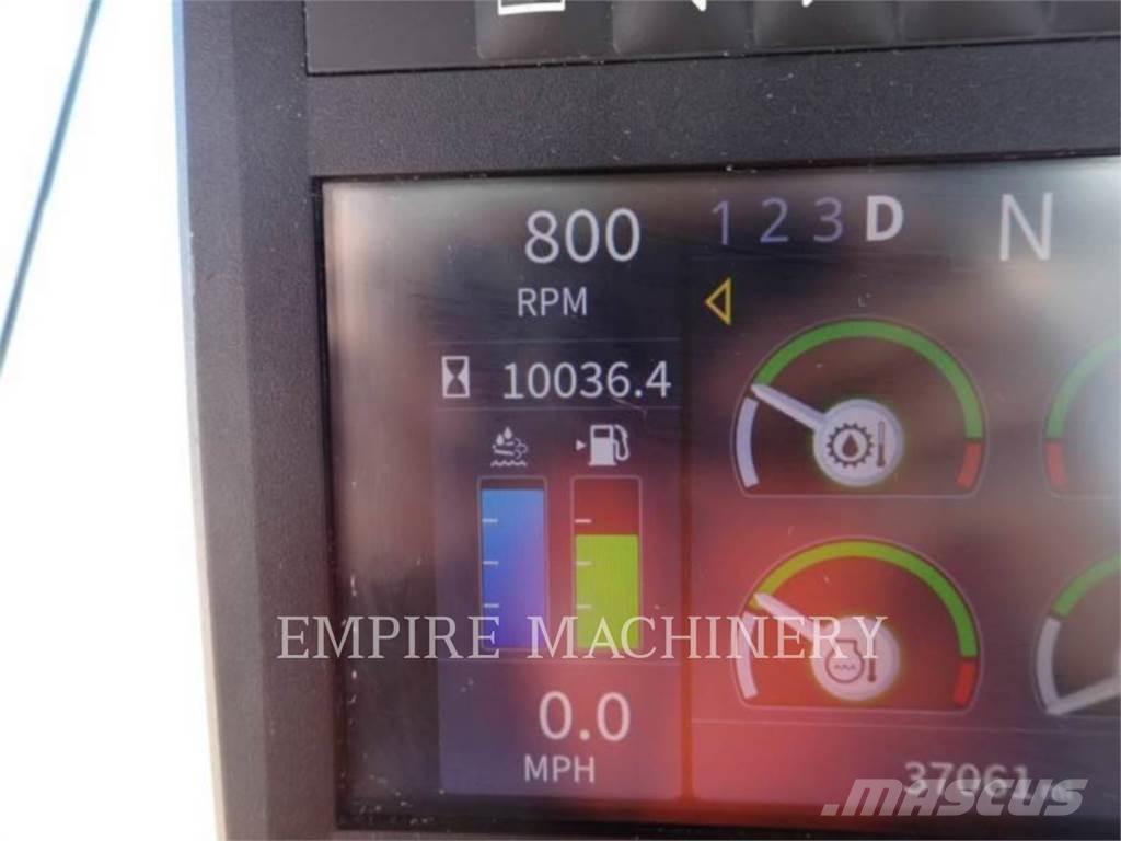 John Deere 844P 輪胎式裝載機