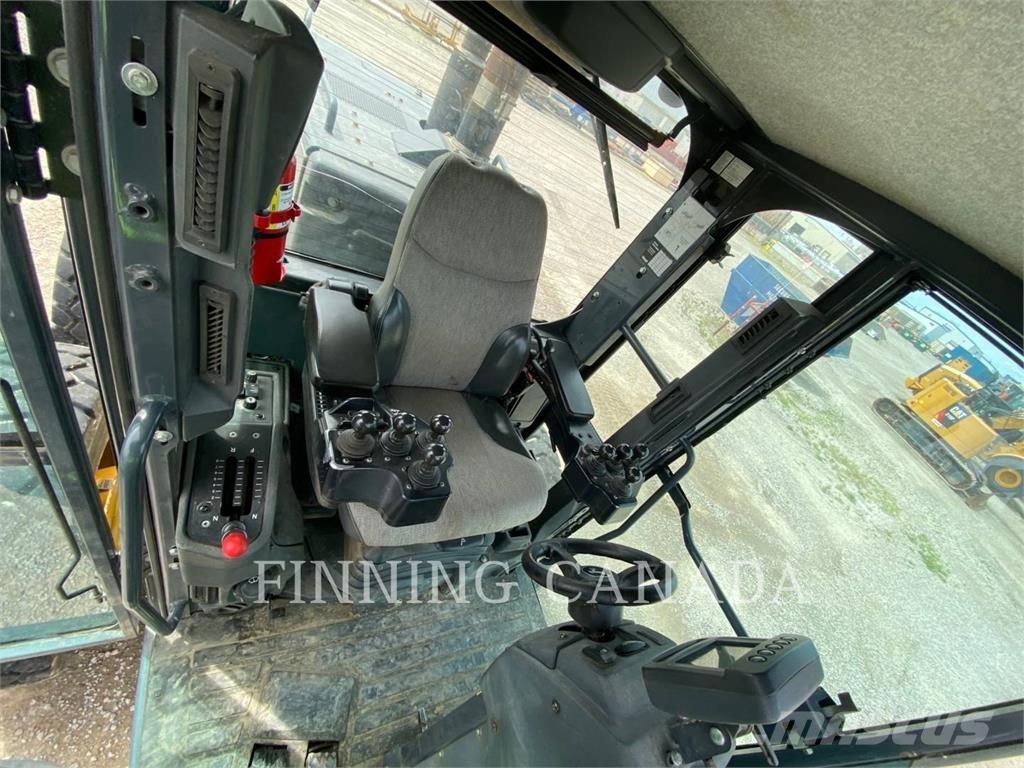 John Deere 872G 平土機