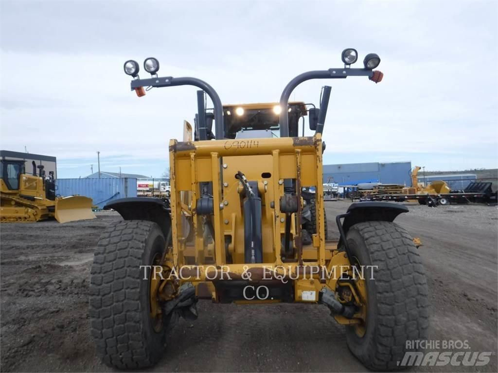 John Deere 872GP 平土機