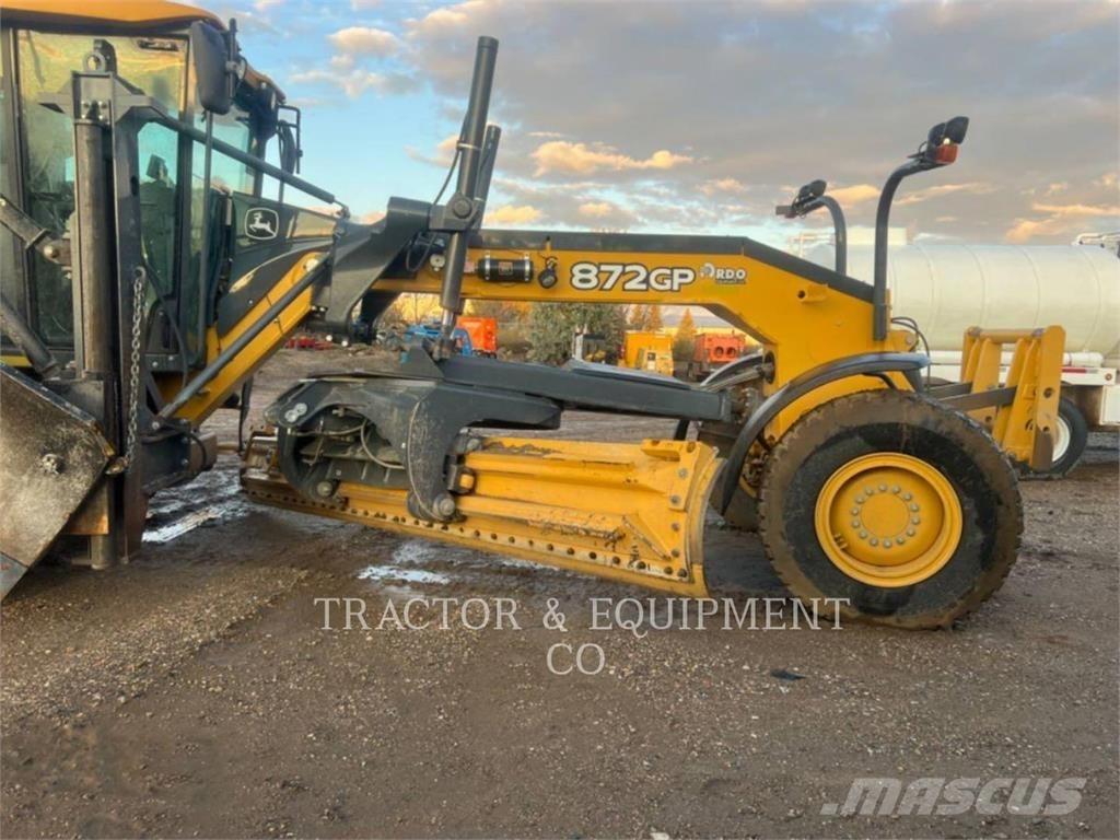 John Deere 872GP 平土機