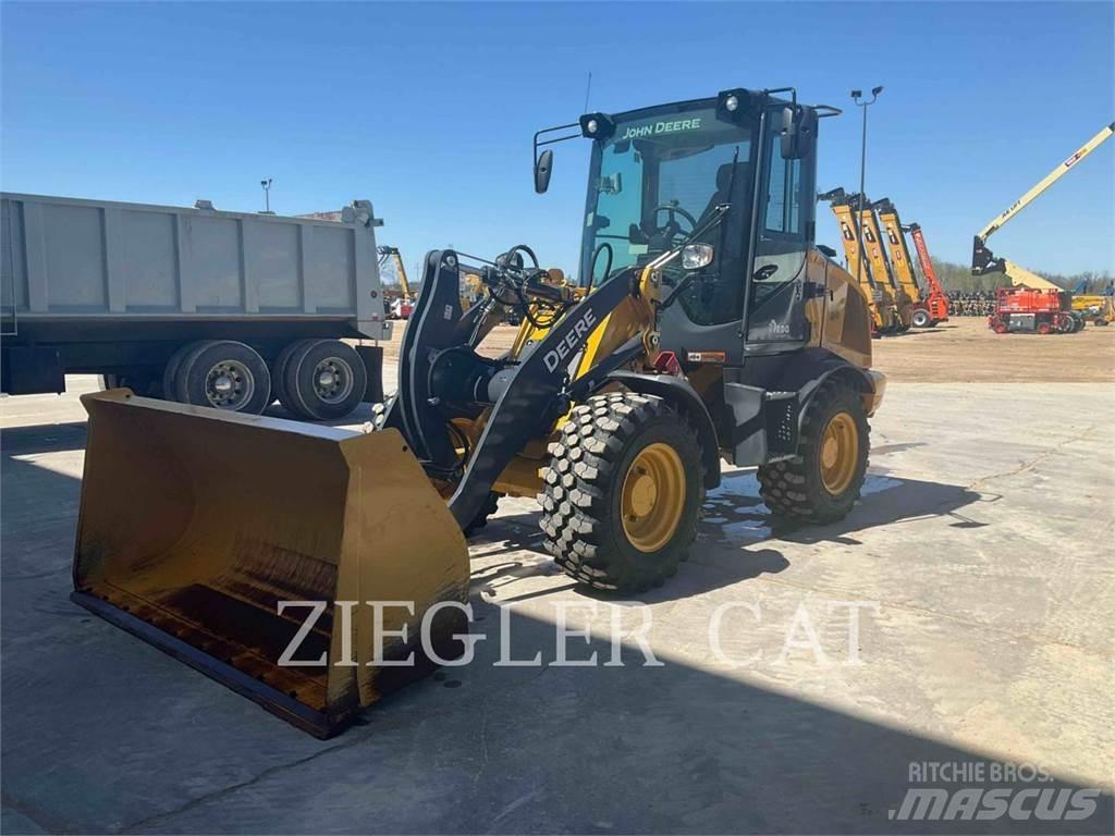 John Deere & CO. 244L 輪胎式裝載機