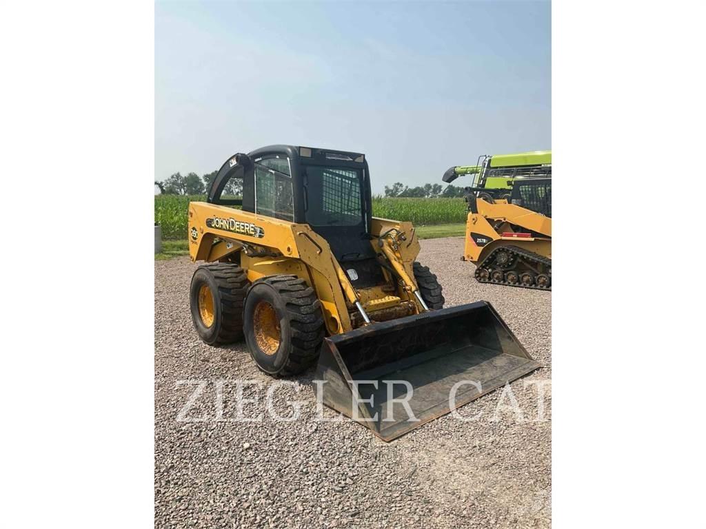 John Deere & CO. 260_AO 滑移轉向裝載機