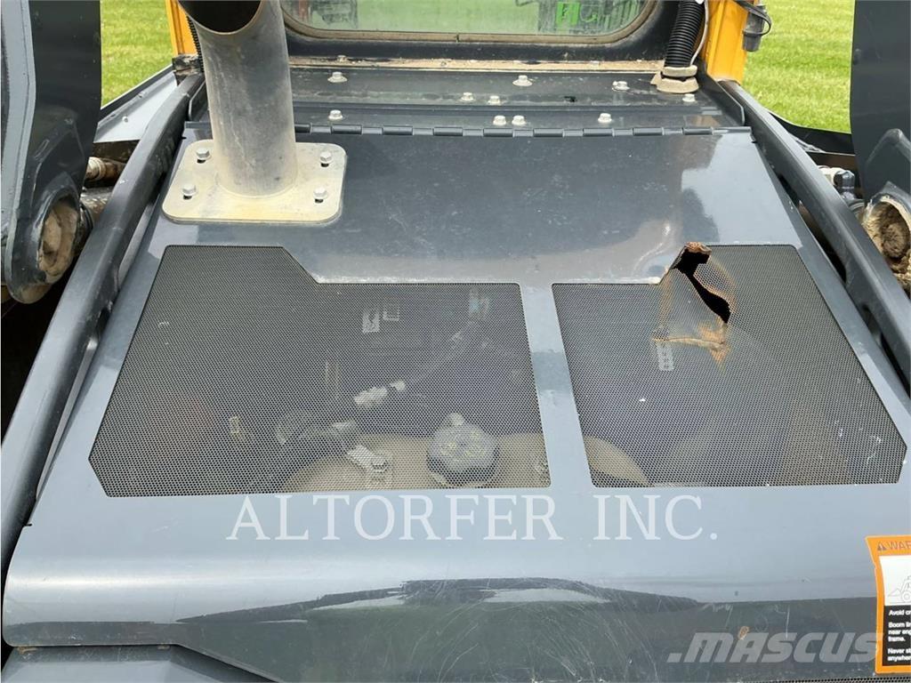 John Deere & CO. 325G 滑移轉向裝載機