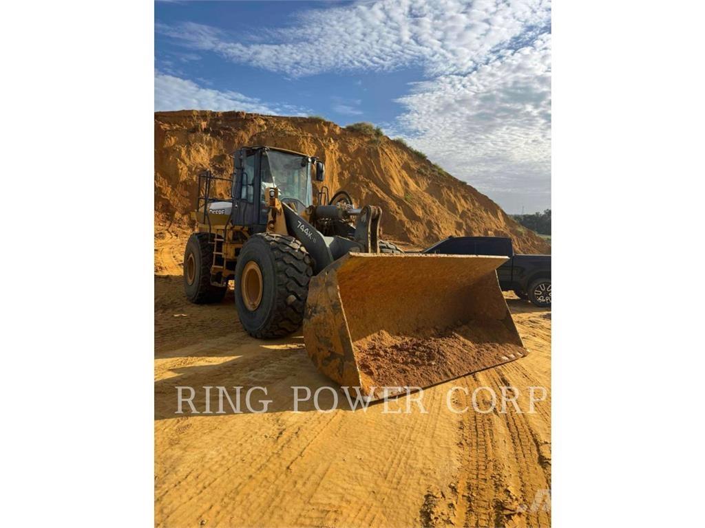 John Deere & CO. 744K 輪胎式裝載機