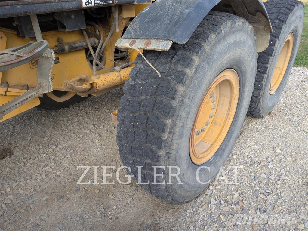 John Deere & CO. 772CH 平土機