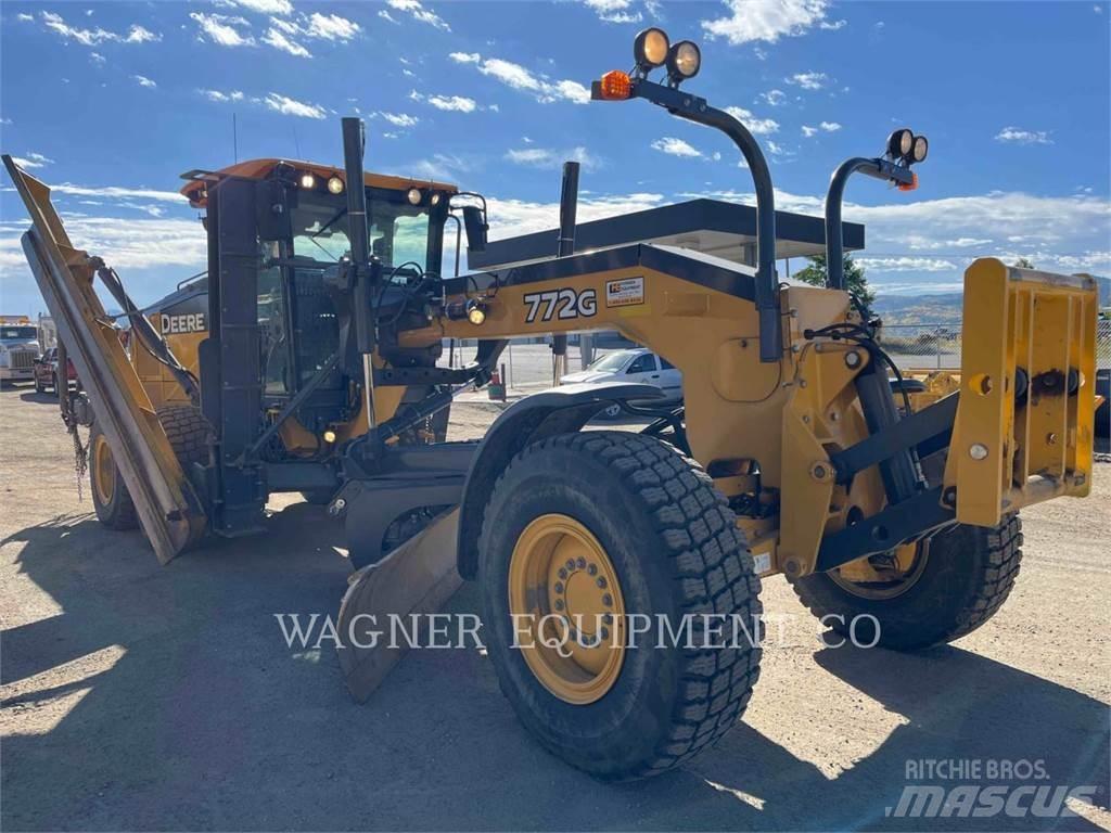 John Deere & CO. 772G 平土機