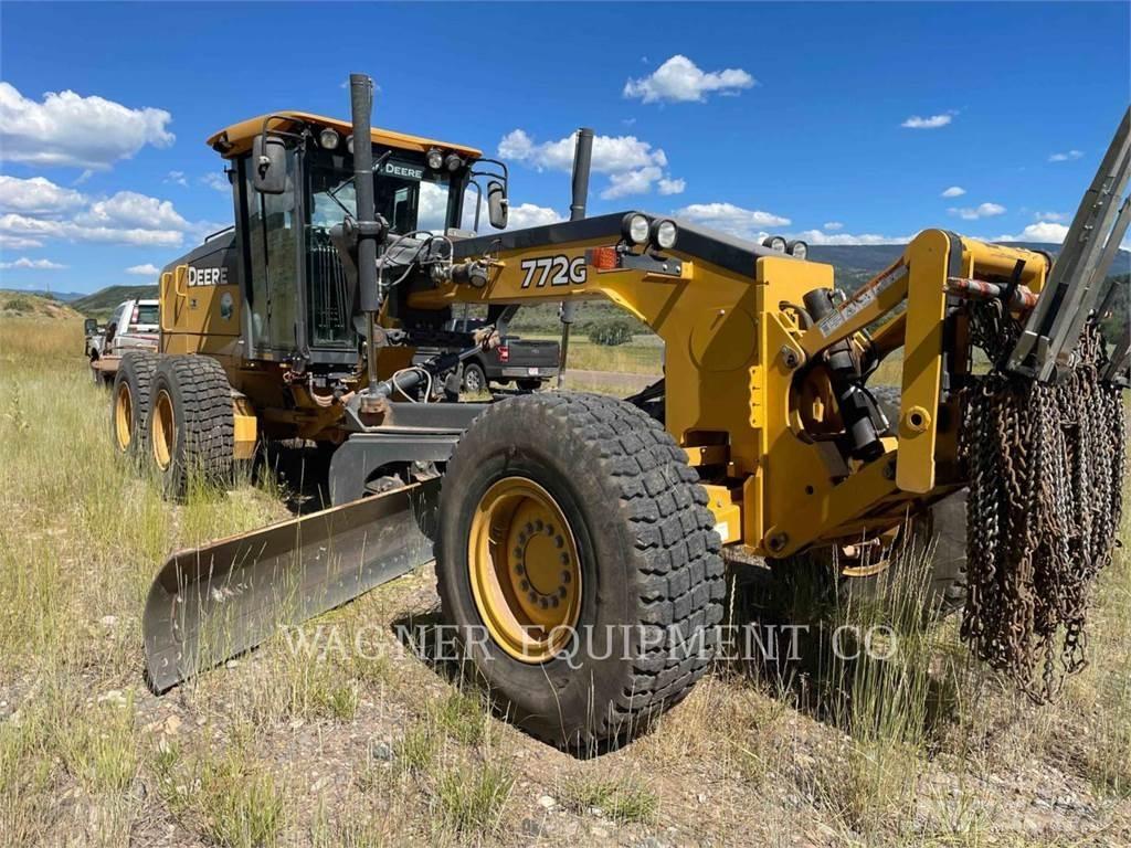John Deere & CO. 772G AWD 平土機