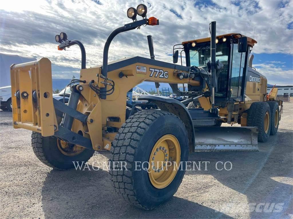 John Deere & CO. 772G AWD 平土機