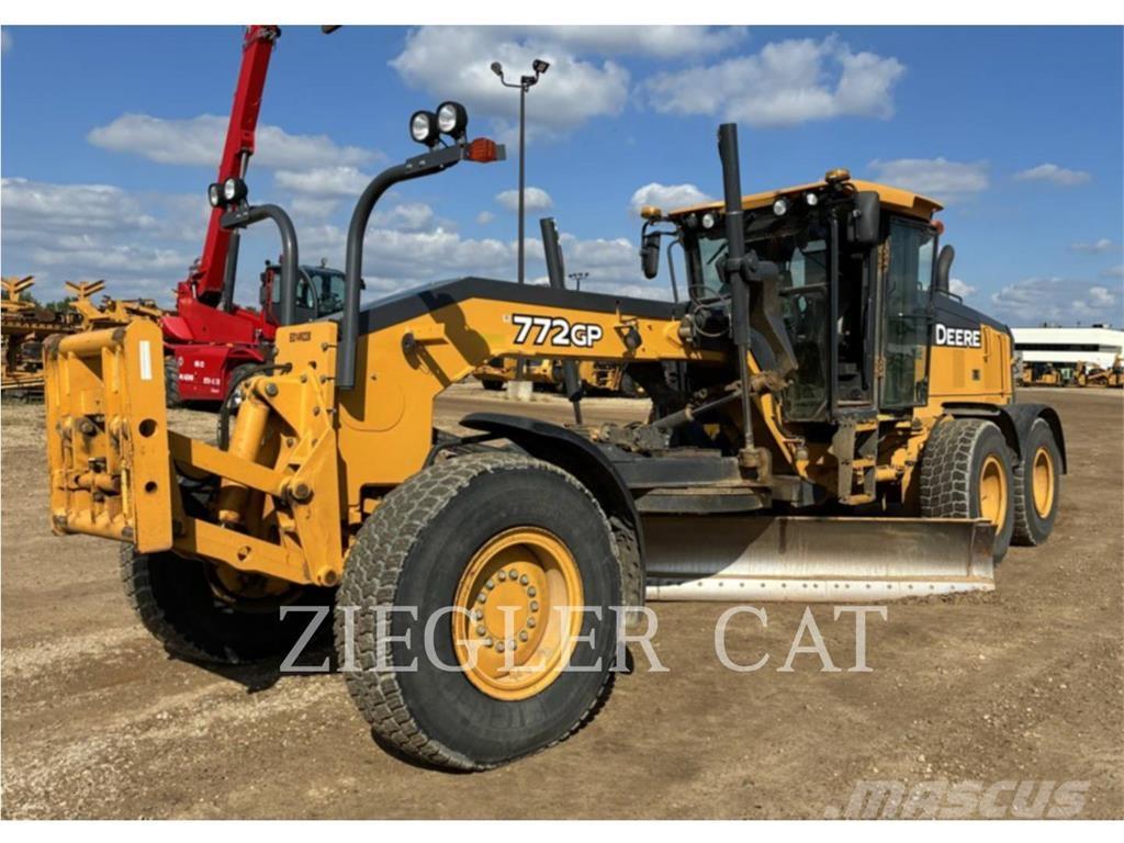 John Deere & CO. 772GP 平土機